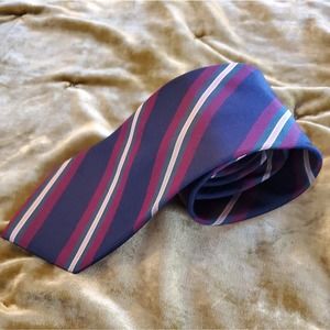 Vintage Briar Traditional Apparel men's necktie
